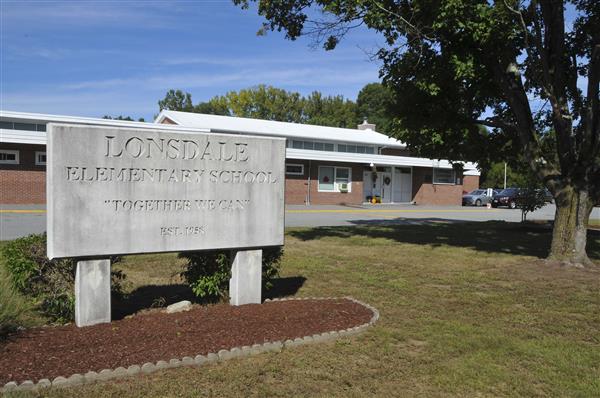 Lonsdale School